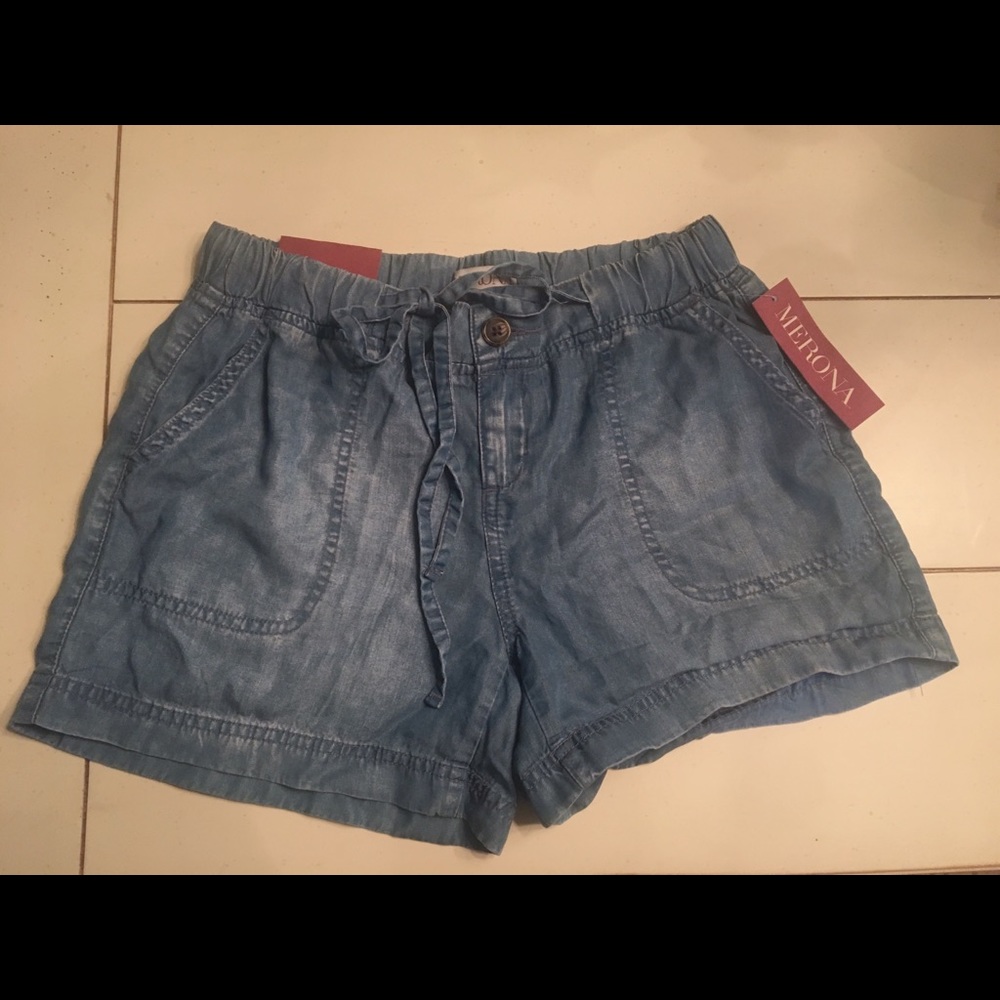 New with tags Comfy Denim Shorts